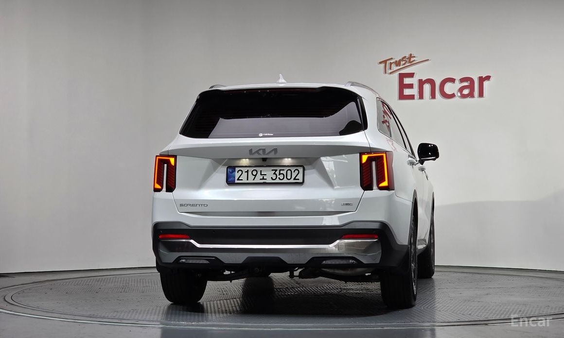 2025 Kia Sorento IV Рестайлинг HEV 1.6 2WD Signature с пробегом 10 553 км