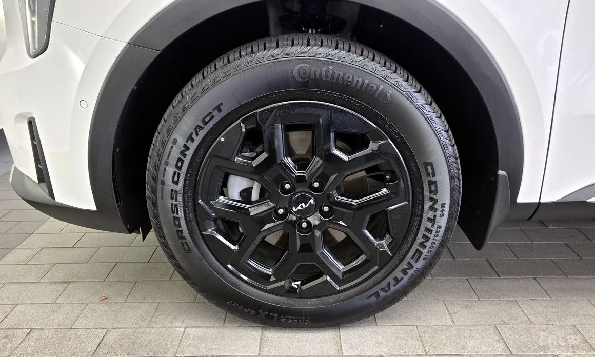 2025 Kia Sorento IV Рестайлинг HEV 1.6 2WD Signature с пробегом 10 553 км