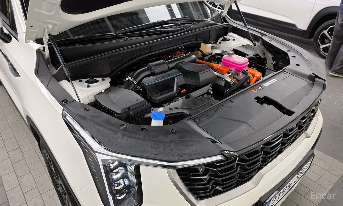 2025 Kia Sorento IV Рестайлинг HEV 1.6 2WD Signature с пробегом 10 553 км