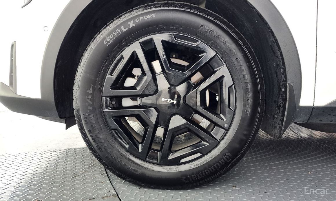 2024 Kia Sorento IV Рестайлинг HEV 1.6 2WD Gravity с пробегом 27 585 км