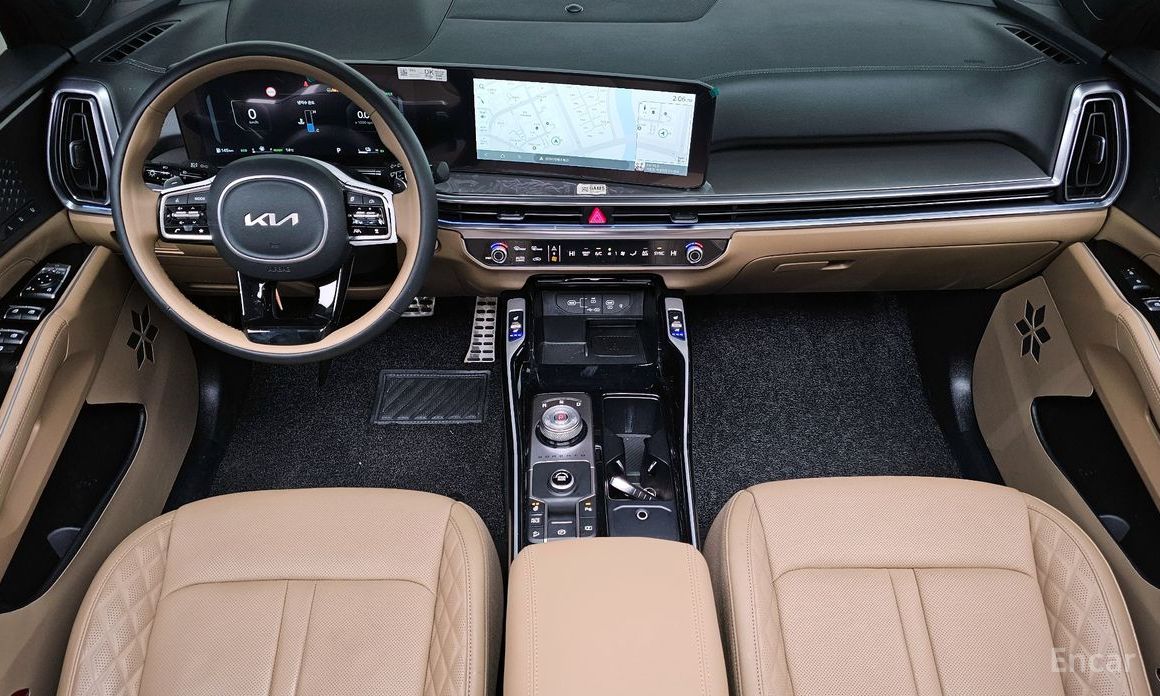 2025 Kia Sorento IV Рестайлинг HEV 1.6 2WD Gravity с пробегом 8 079 км