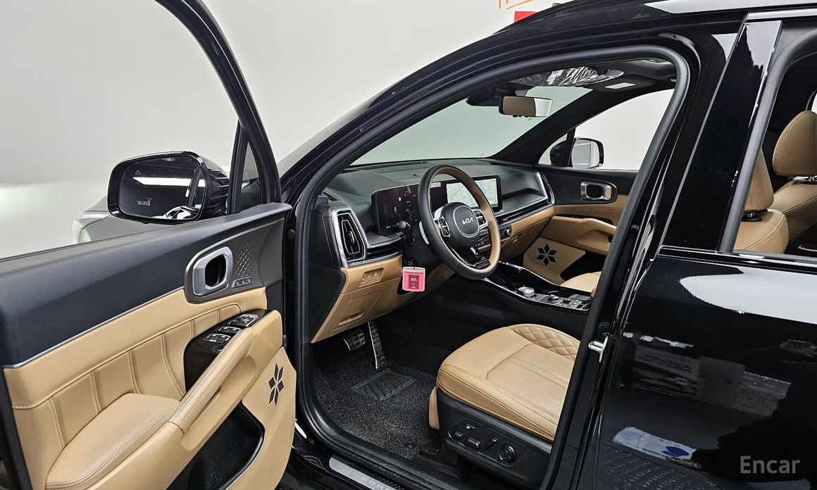 2025 Kia Sorento IV Рестайлинг HEV 1.6 2WD Gravity с пробегом 8 079 км