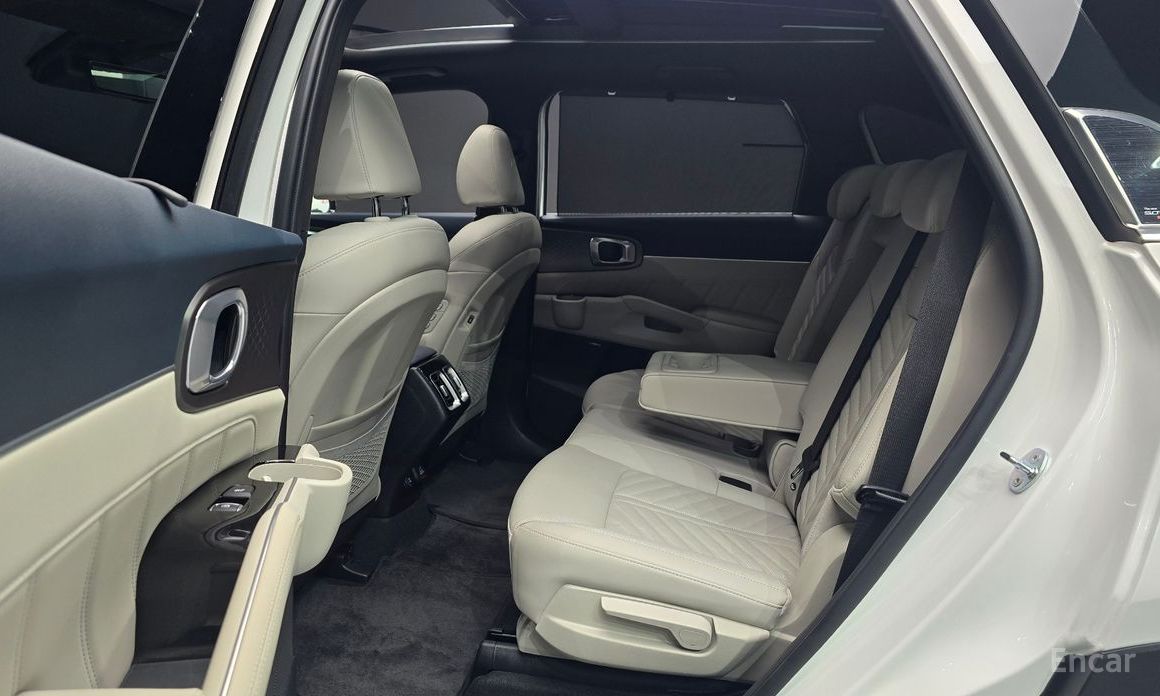 2023 Kia Sorento IV Рестайлинг HEV 1.6 2WD Signature с пробегом 23 293 км