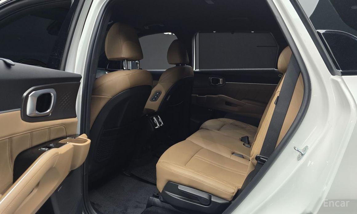 2024 Kia Sorento IV Рестайлинг HEV 1.6 2WD Gravity с пробегом 23 188 км