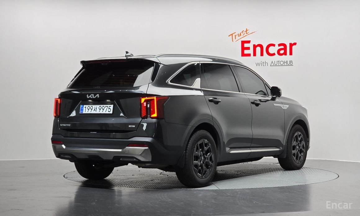 2025 Kia Sorento IV Рестайлинг HEV 1.6 2WD Signature с пробегом 10 842 км