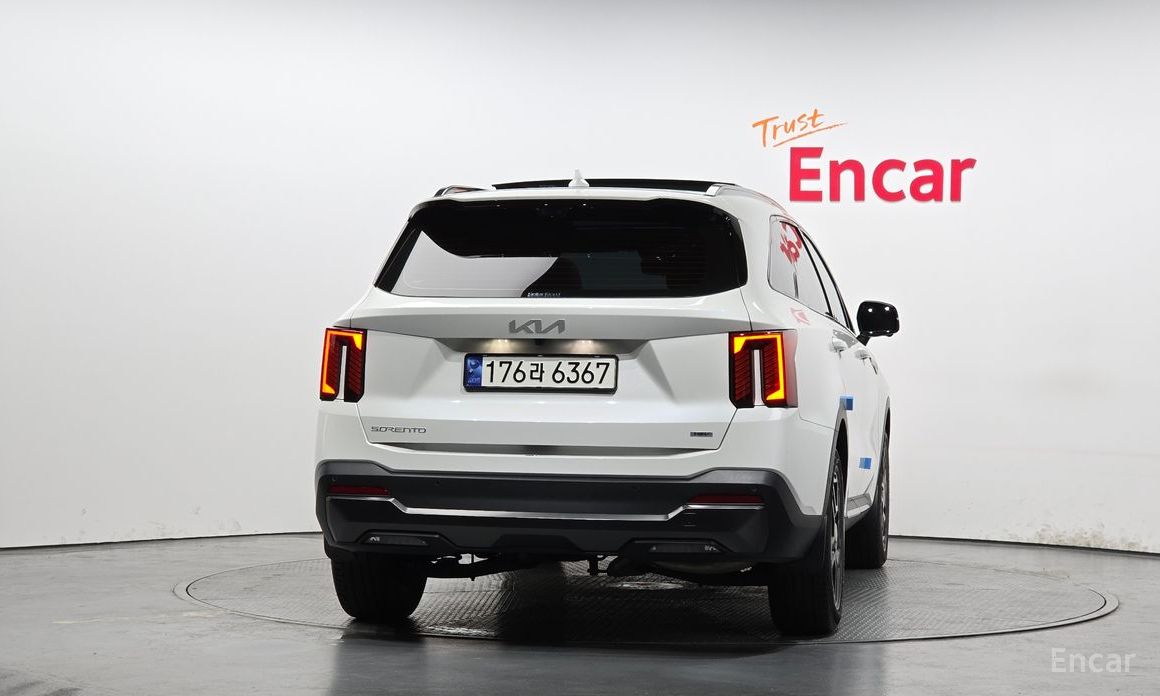 2024 Kia Sorento IV Рестайлинг HEV 1.6 2WD Gravity с пробегом 13 315 км