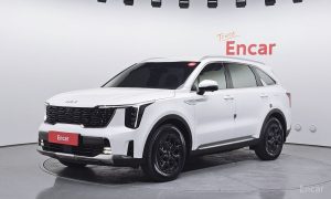 2025 Kia Sorento IV Рестайлинг HEV 1.6 2WD Signature с пробегом 9 963 км