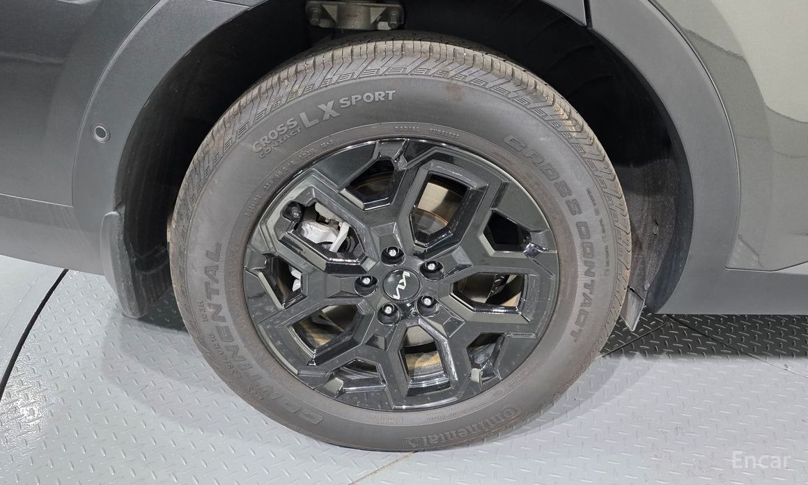 2024 Kia Sorento IV Рестайлинг HEV 1.6 2WD Noblesse с пробегом 16 424 км