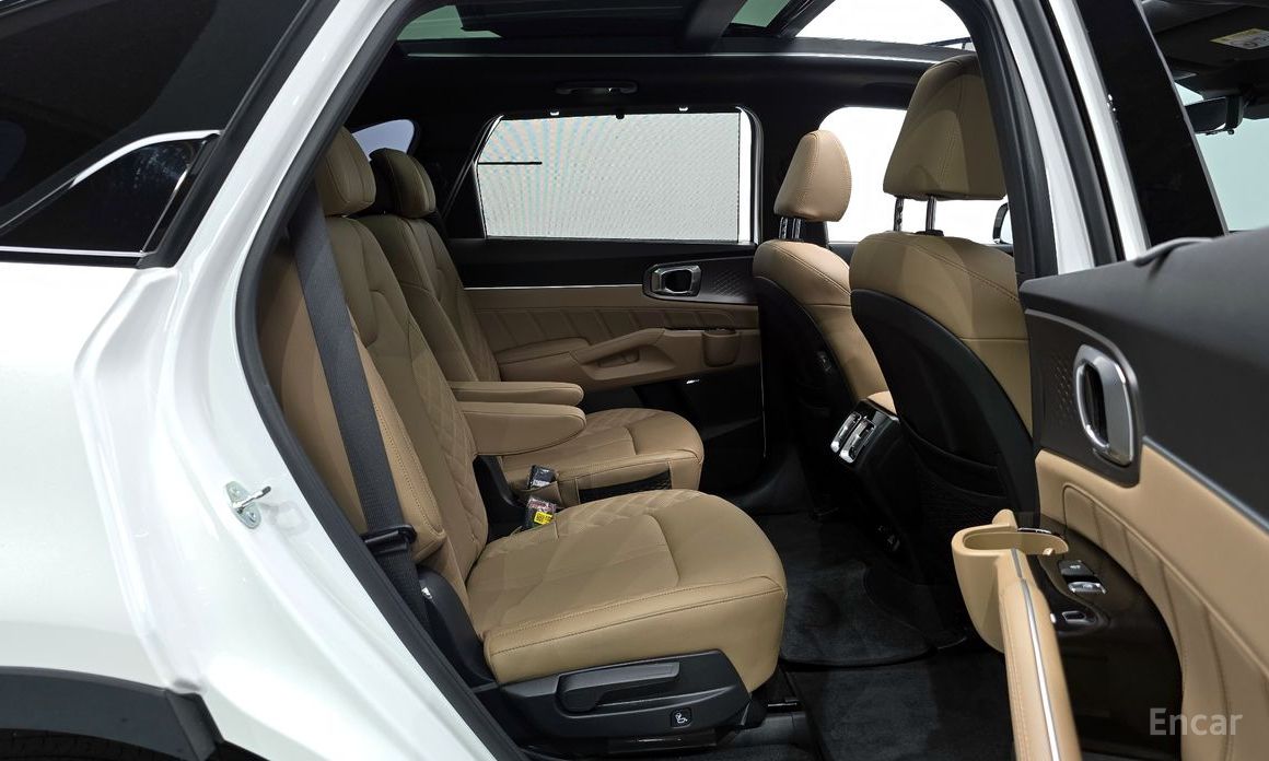 2024 Kia Sorento IV Рестайлинг HEV 1.6 2WD Gravity с пробегом 13 315 км