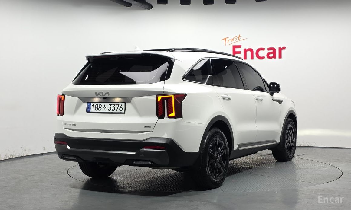 2024 Kia Sorento IV Рестайлинг HEV 1.6 2WD Gravity с пробегом 5 465 км