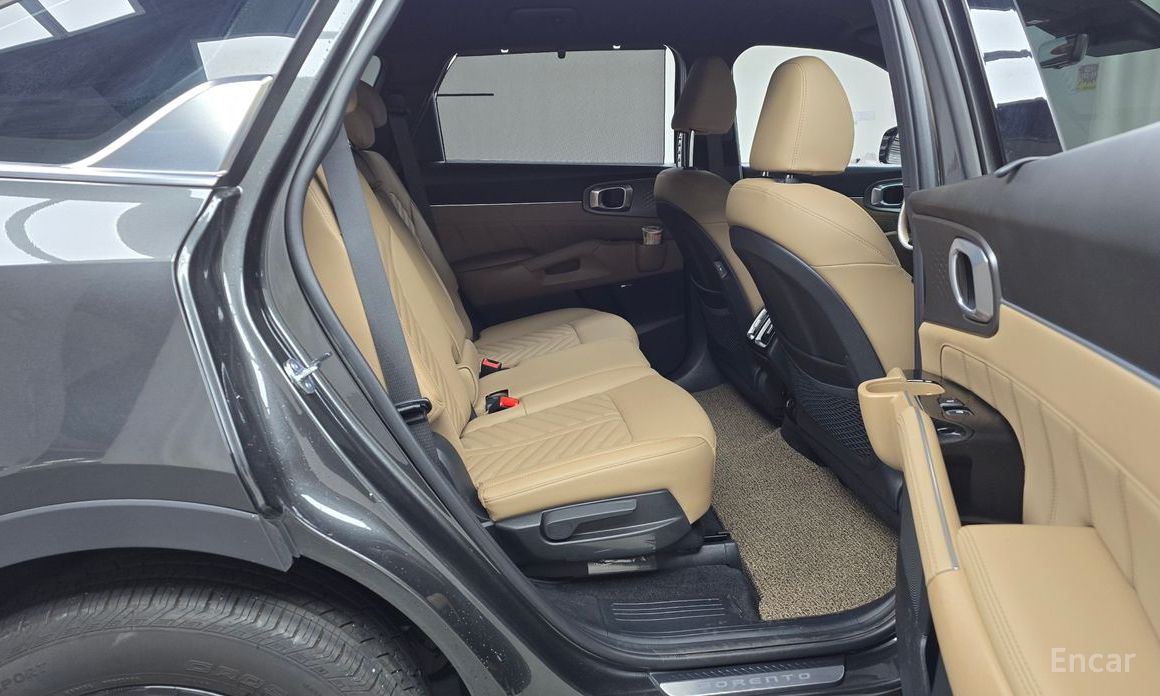 2025 Kia Sorento IV Рестайлинг HEV 1.6 2WD Signature с пробегом 10 842 км