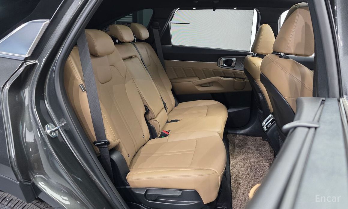 2024 Kia Sorento IV Рестайлинг HEV 1.6 2WD Noblesse с пробегом 16 424 км