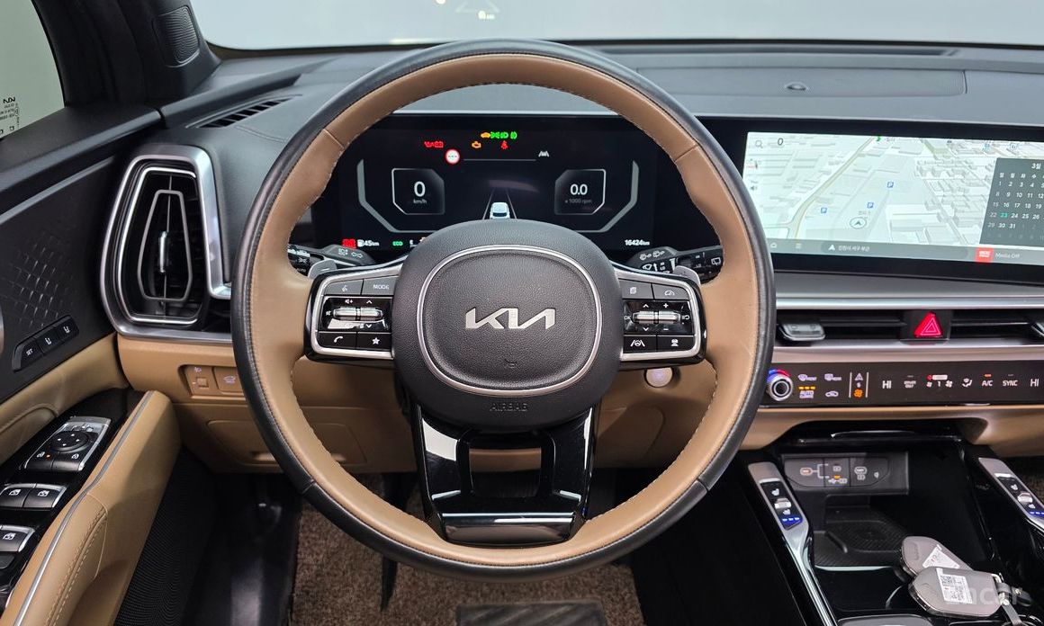 2024 Kia Sorento IV Рестайлинг HEV 1.6 2WD Noblesse с пробегом 16 424 км