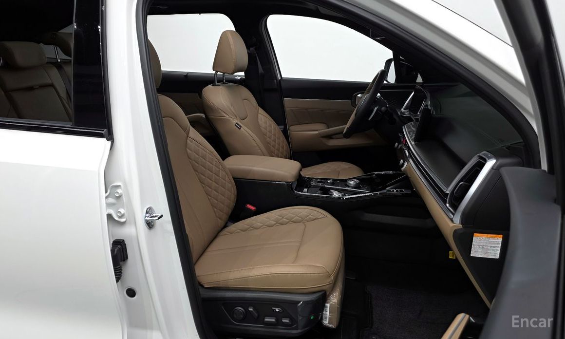 2024 Kia Sorento IV Рестайлинг HEV 1.6 2WD Gravity с пробегом 5 465 км