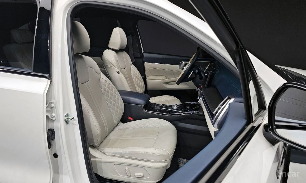 2023 Kia Sorento IV Рестайлинг HEV 1.6 2WD Gravity с пробегом 20 002 км