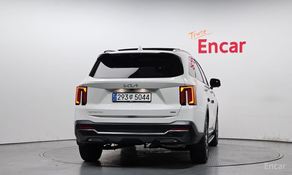 2024 Kia Sorento IV Рестайлинг HEV 1.6 2WD Gravity с пробегом 13 352 км