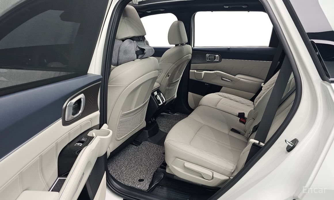2025 Kia Sorento IV Рестайлинг HEV 1.6 2WD Gravity с пробегом 15 372 км