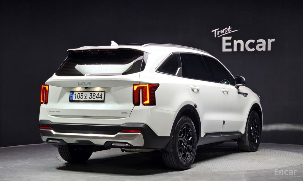 2024 Kia Sorento IV Рестайлинг HEV 1.6 2WD Signature с пробегом 15 718 км