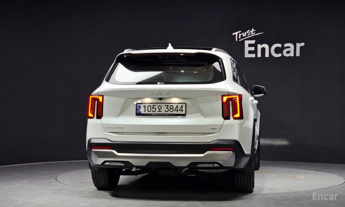 2024 Kia Sorento IV Рестайлинг HEV 1.6 2WD Signature с пробегом 15 718 км