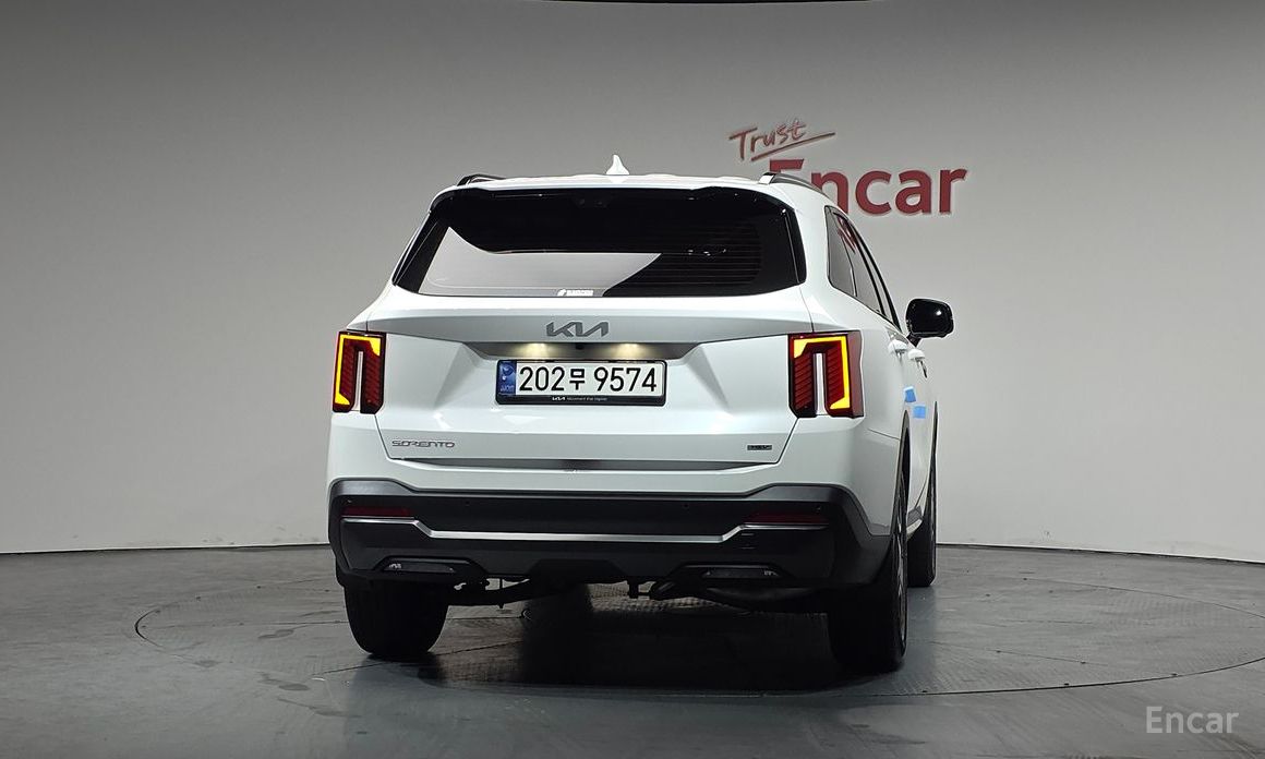 2024 Kia Sorento IV Рестайлинг HEV 1.6 2WD Gravity с пробегом 14 726 км