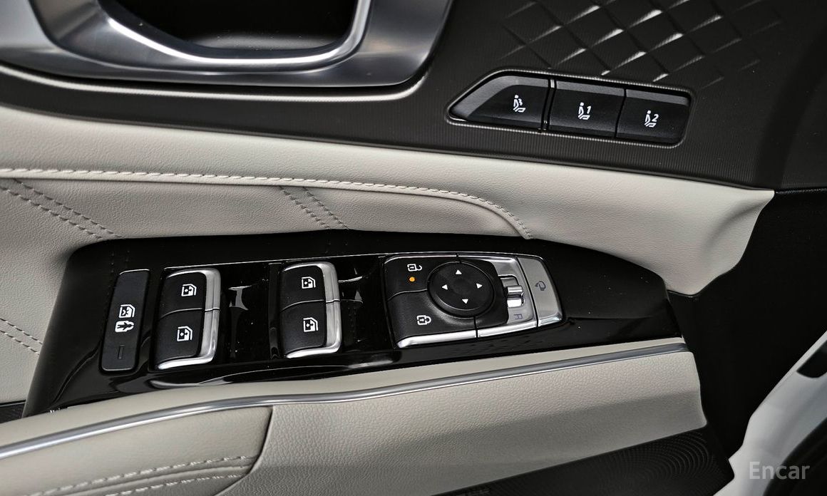 2024 Kia Sorento IV Рестайлинг HEV 1.6 2WD Gravity с пробегом 21 746 км