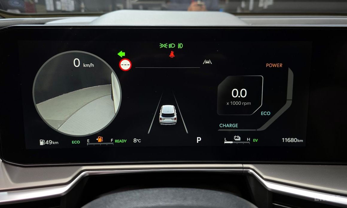 2024 Kia Sorento IV Рестайлинг HEV 1.6 2WD Gravity с пробегом 11 680 км