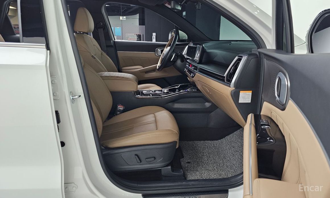 2024 Kia Sorento IV Рестайлинг HEV 1.6 2WD Signature с пробегом 12 506 км
