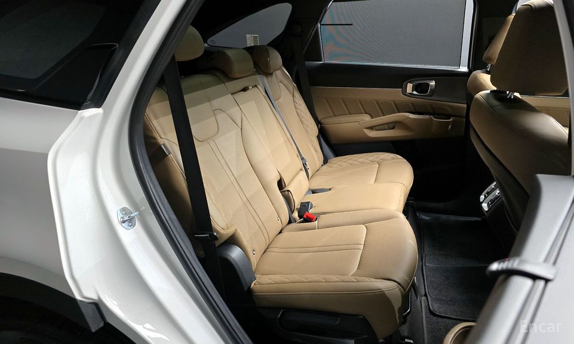 2024 Kia Sorento IV Рестайлинг HEV 1.6 2WD Gravity с пробегом 11 680 км