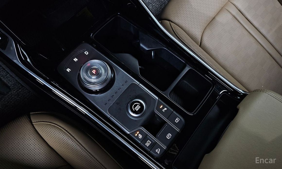 2024 Kia Sorento IV Рестайлинг HEV 1.6 2WD Noblesse с пробегом 22 121 км