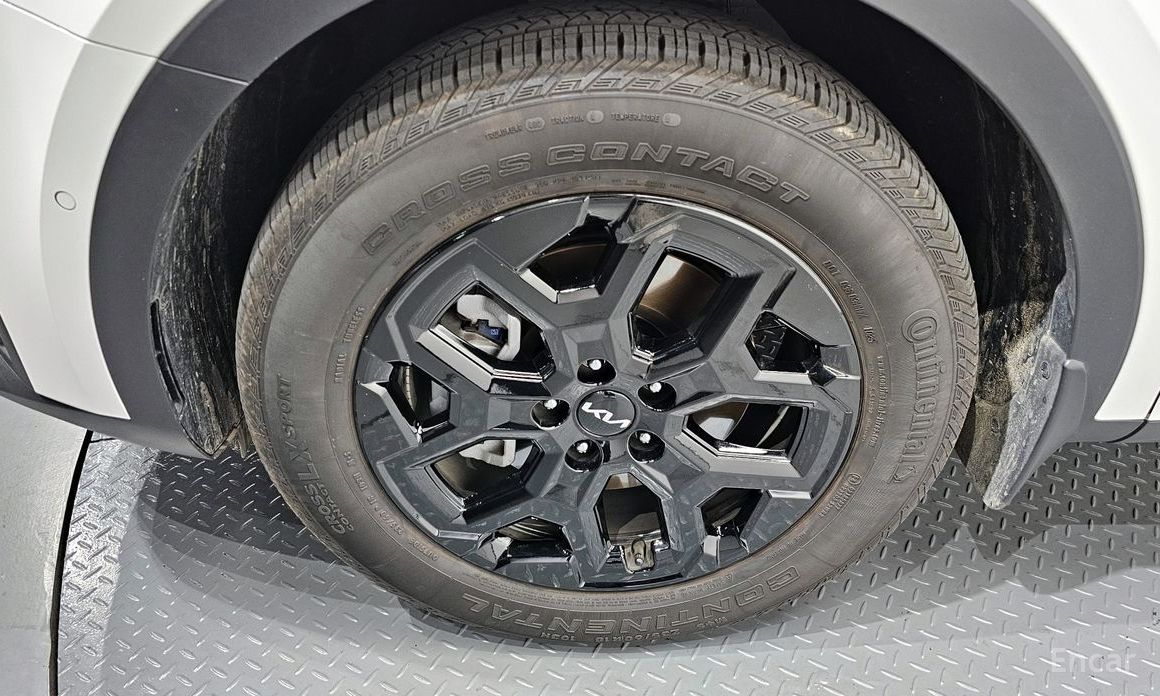 2025 Kia Sorento IV Рестайлинг HEV 1.6 2WD Signature с пробегом 11 202 км