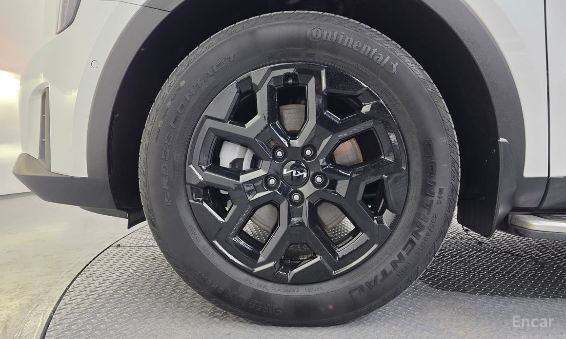 2024 Kia Sorento IV Рестайлинг HEV 1.6 2WD Noblesse с пробегом 18 274 км