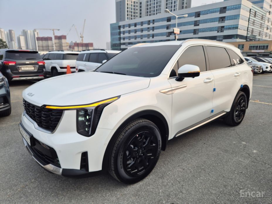 2024 Kia Sorento IV Рестайлинг HEV 1.6 2WD Noblesse с пробегом 9 108 км
