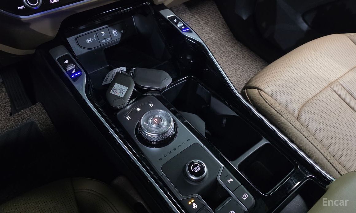 2024 Kia Sorento IV Рестайлинг HEV 1.6 2WD Noblesse с пробегом 18 274 км