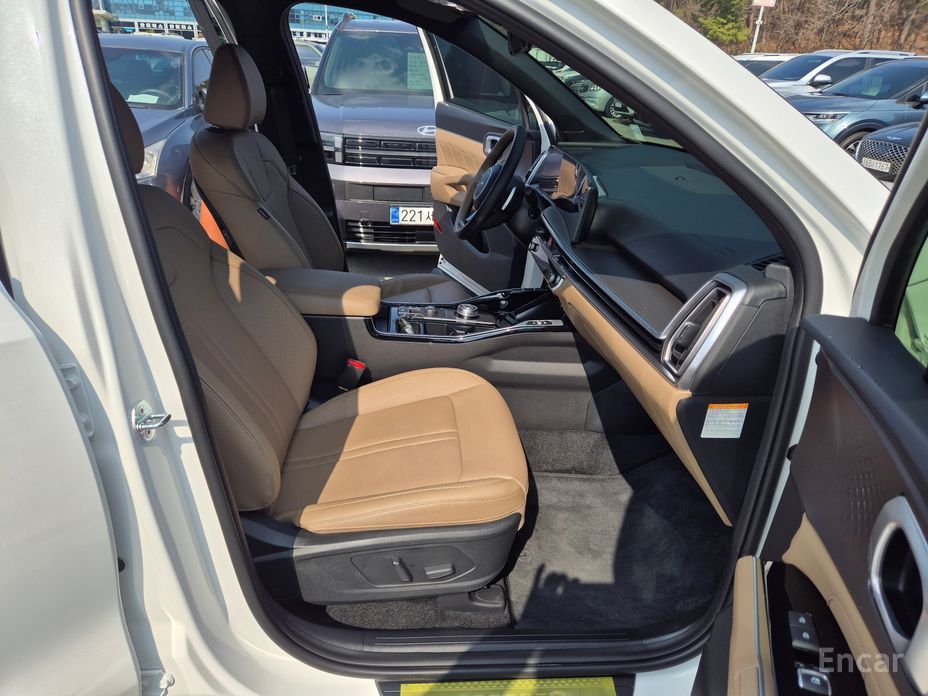 2024 Kia Sorento IV Рестайлинг HEV 1.6 2WD Noblesse с пробегом 9 108 км