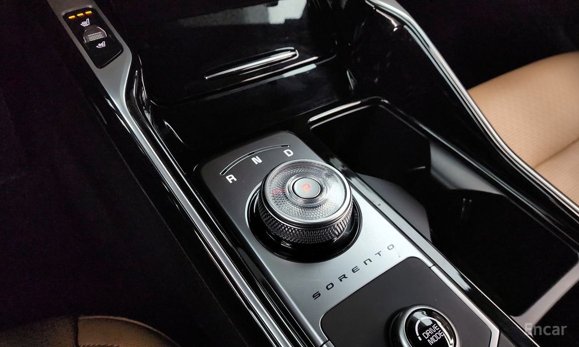 2025 Kia Sorento IV Рестайлинг HEV 1.6 2WD Noblesse с пробегом 9 382 км