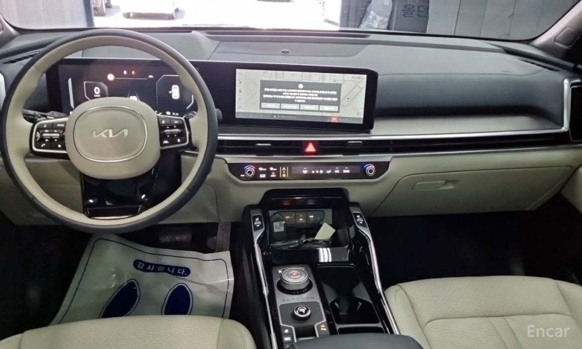 2025 Kia Sorento IV Рестайлинг HEV 1.6 2WD Noblesse с пробегом 14 620 км