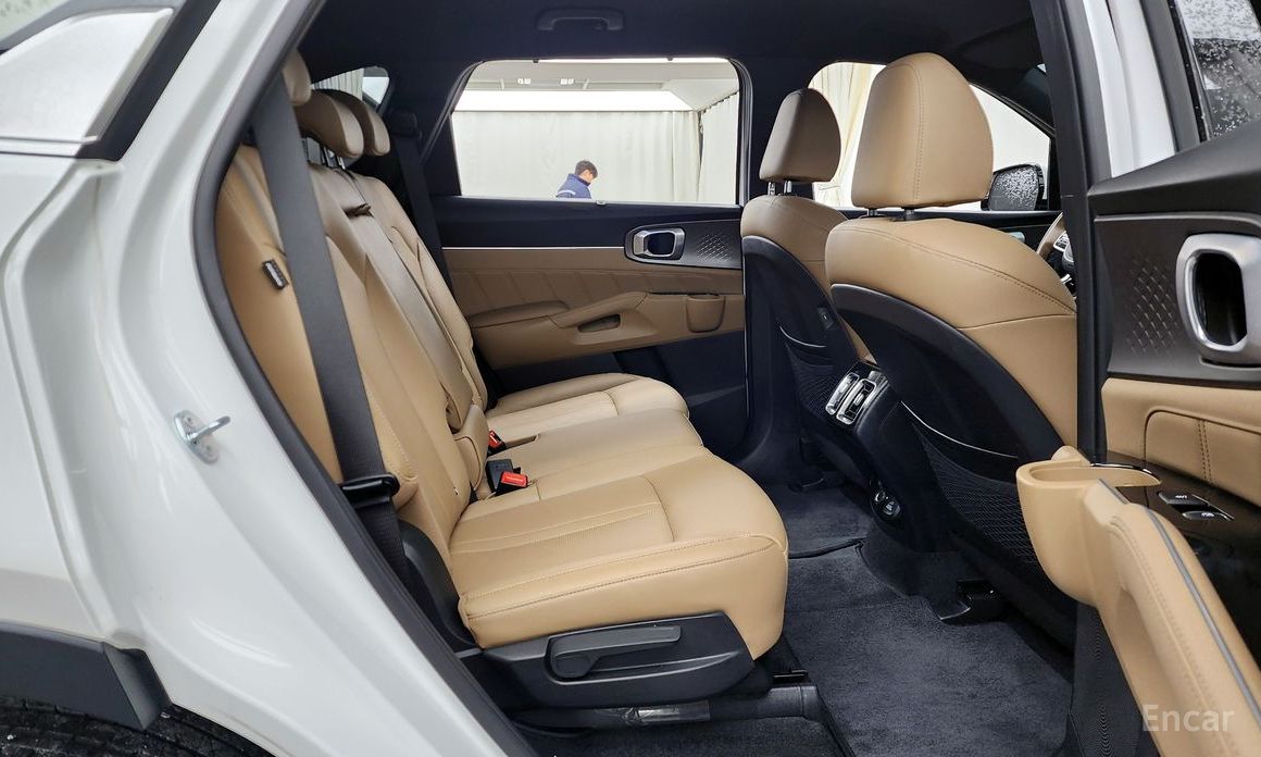 2025 Kia Sorento IV Рестайлинг HEV 1.6 2WD Noblesse с пробегом 9 382 км