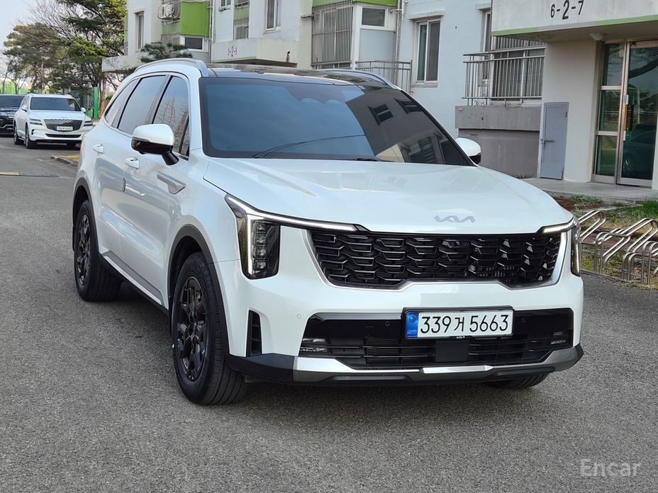 2024 Kia Sorento IV Рестайлинг HEV 1.6 2WD Signature с пробегом 24 515 км