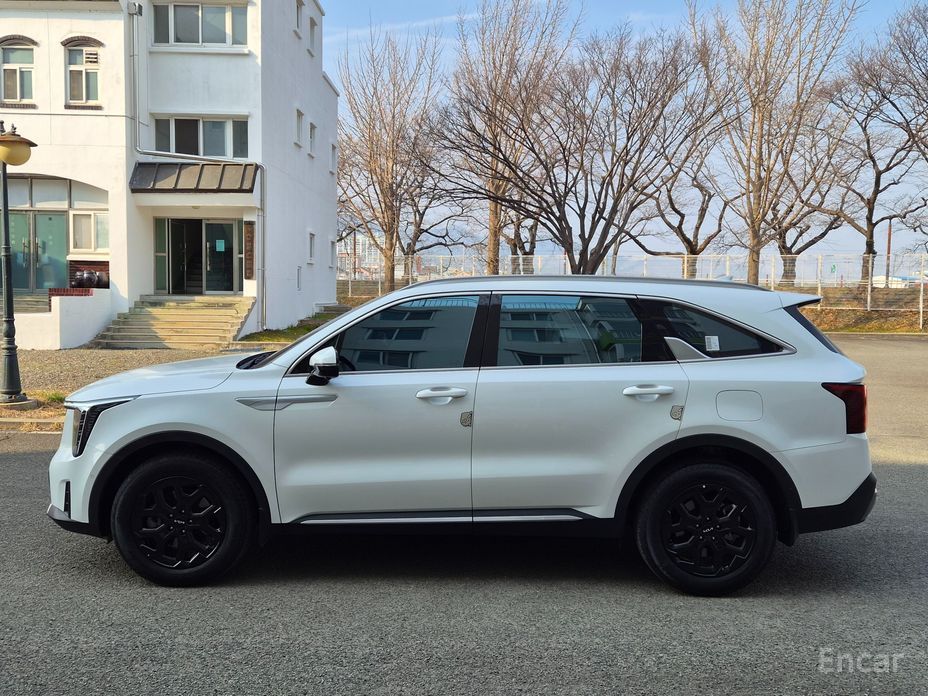 2024 Kia Sorento IV Рестайлинг HEV 1.6 2WD Signature с пробегом 24 515 км