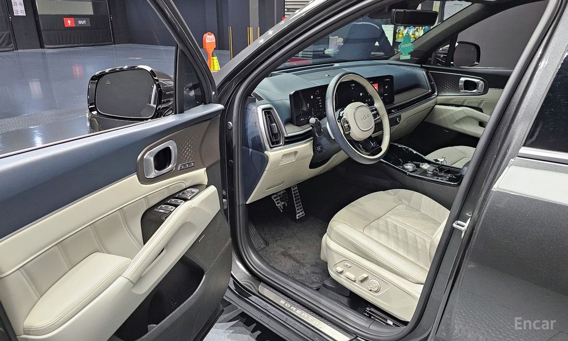 2023 Kia Sorento IV Рестайлинг HEV 1.6 2WD Signature с пробегом 27 254 км