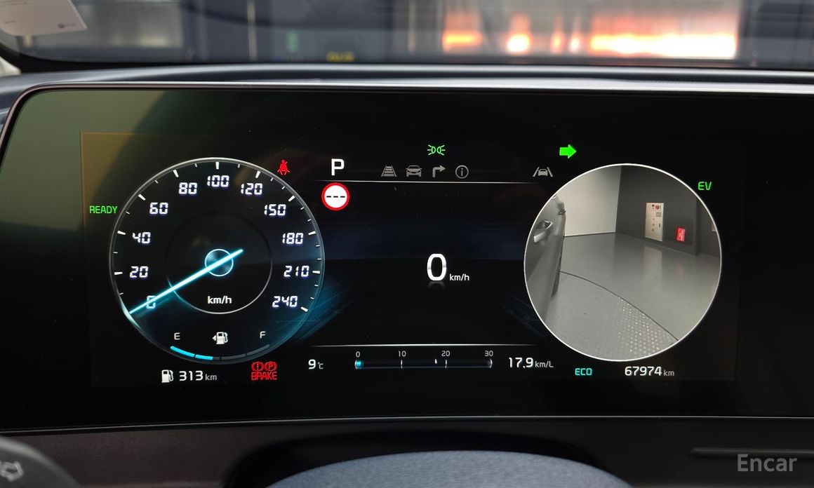 2021 Kia Sportage V Signature 2WD с пробегом 67 974 км