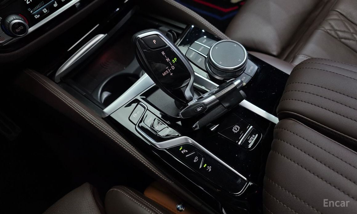 2022 BMW 6 серии IV (G32) 630i xDrive M Sport с пробегом 75 699 км