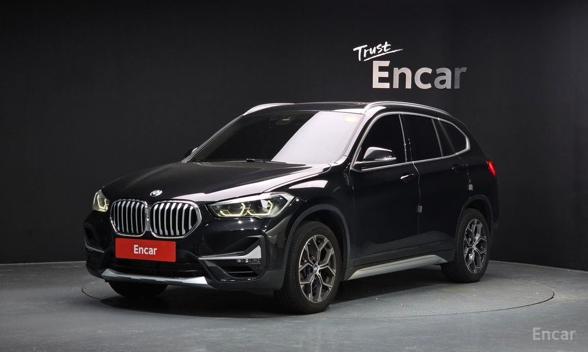 2021 BMW X1 II (F48) Рестайлинг xDrive 20i xLine с пробегом 68 077 км