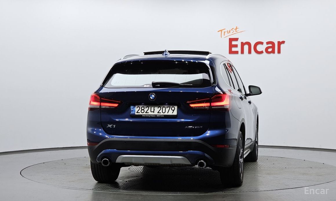 2021 BMW X1 II (F48) Рестайлинг xDrive 20i xLine с пробегом 77 528 км
