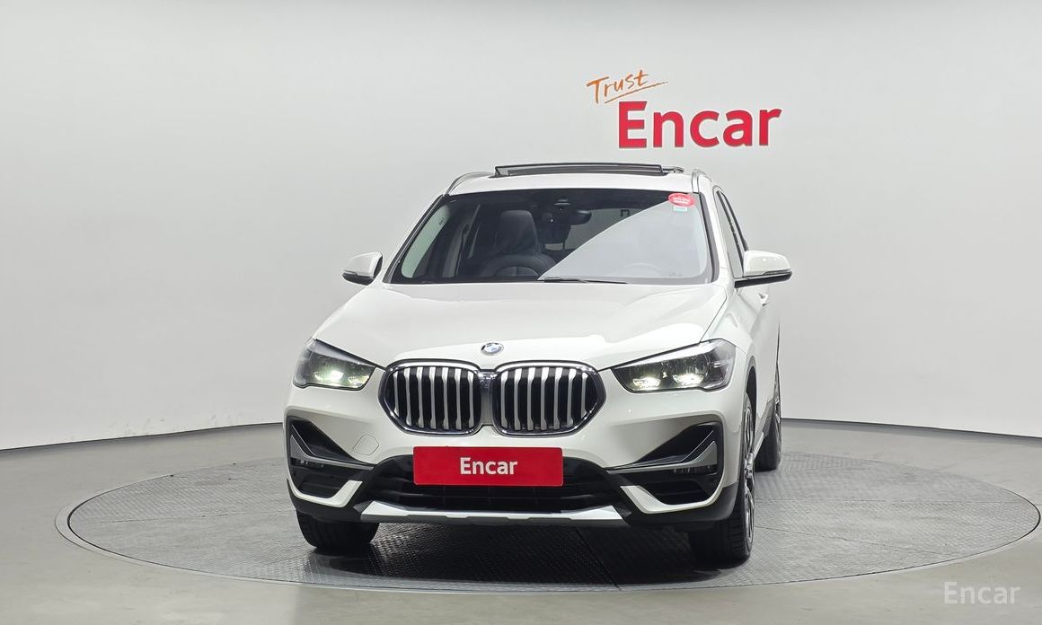 2022 BMW X1 II (F48) Рестайлинг xDrive 20i xLine с пробегом 75 222 км