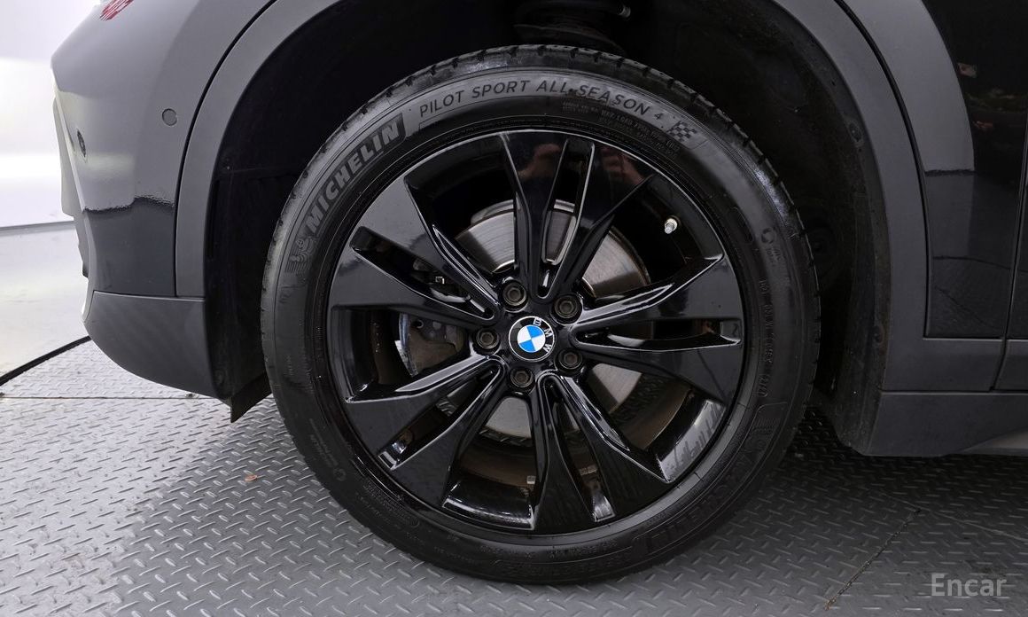 2020 BMW X1 II (F48) Рестайлинг xDrive 18d Advantage с пробегом 83 287 км