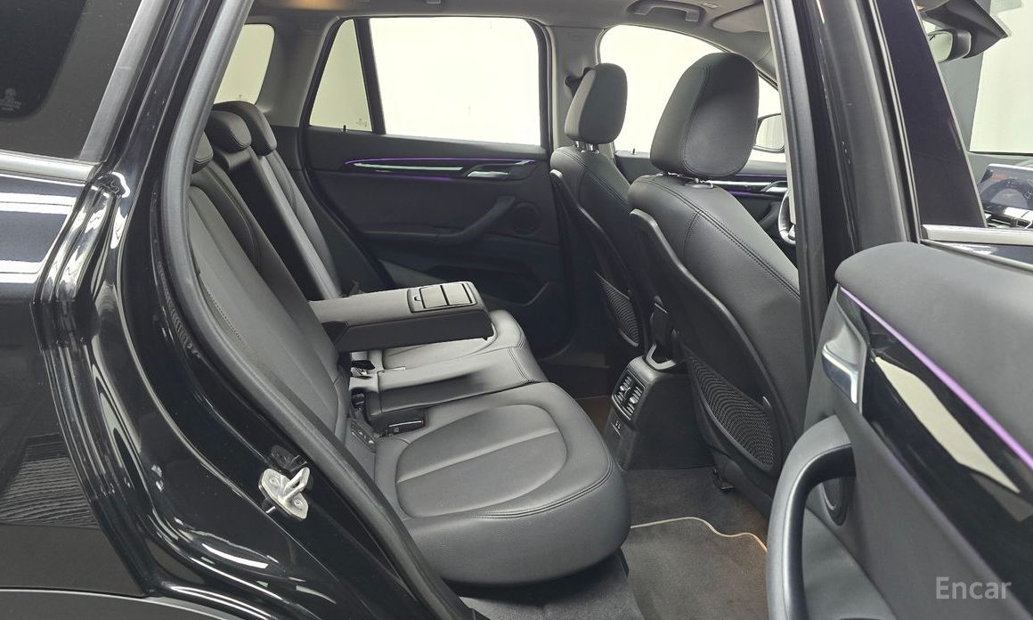 2022 BMW X1 II (F48) Рестайлинг xDrive 20i xLine с пробегом 61 885 км