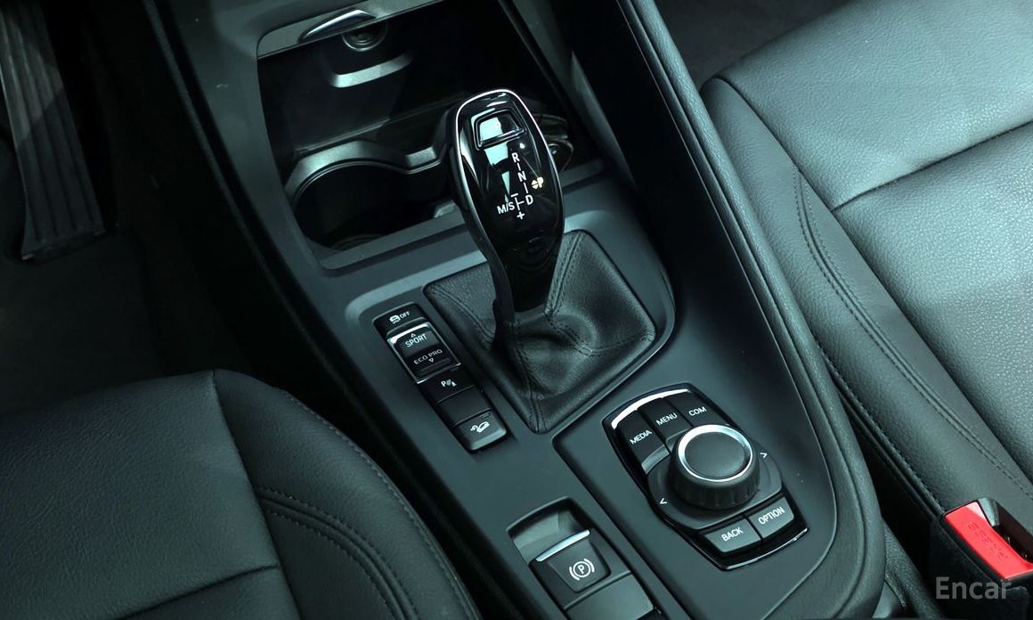2020 BMW X1 II (F48) Рестайлинг xDrive 18d Advantage с пробегом 83 287 км