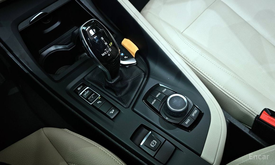 2020 BMW X1 II (F48) Рестайлинг xDrive 18d Advantage с пробегом 67 900 км