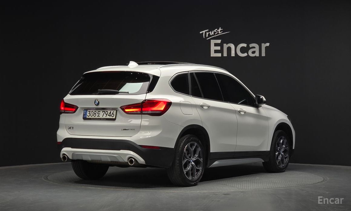2021 BMW X1 II (F48) Рестайлинг xDrive 20i xLine с пробегом 116 026 км